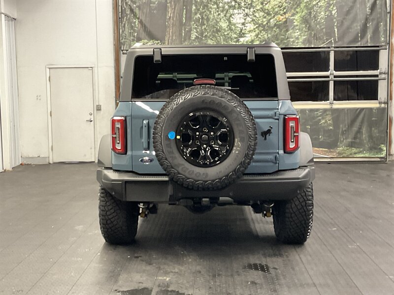 2021 Ford Bronco First Edition Advanced 2Dr 4X4 / ONLY 200 MILES  Hard Top / 2.7L V6 EcoBoost Twin Turbo / NEW CONDITION - Photo 6 - Gladstone, OR 97027