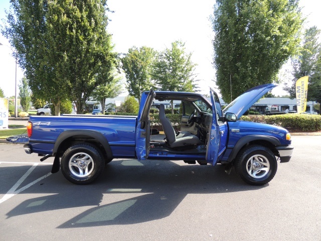 2003 Mazda B4000 SE / Extra Cab / 4X4 / 6Cyl / 5-Speed Manual   - Photo 23 - Portland, OR 97217