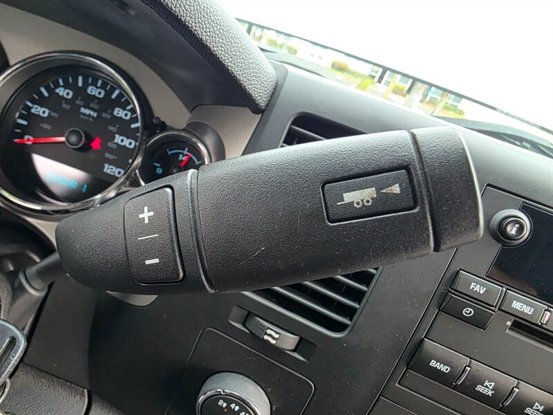 2013 Chevrolet Silverado 3500 HD 4X4 6.6L Duramax Diesel ALLISON Long Bed 88Kmi / 1-TON / Low Miles / Local Oregon Truck - Photo 40 - Portland, OR 97217