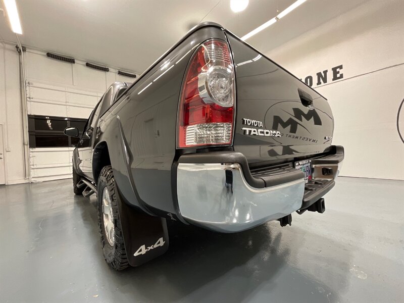 2015 Toyota Tacoma V6 SR5 Double Cab 4X4 / 1-OWNER / 81k MILES / Backup Camera / ZERO RUST - Photo 53 - Gladstone, OR 97027