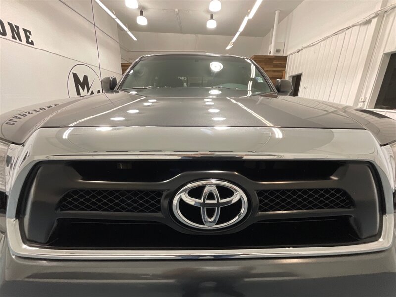 2015 Toyota Tacoma V6 SR5 Double Cab 4X4 / 1-OWNER / 81k MILES / Backup Camera / ZERO RUST - Photo 30 - Gladstone, OR 97027