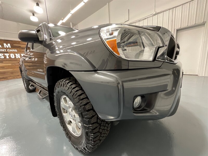 2015 Toyota Tacoma V6 SR5 Double Cab 4X4 / 1-OWNER / 81k MILES / Backup Camera / ZERO RUST - Photo 51 - Gladstone, OR 97027