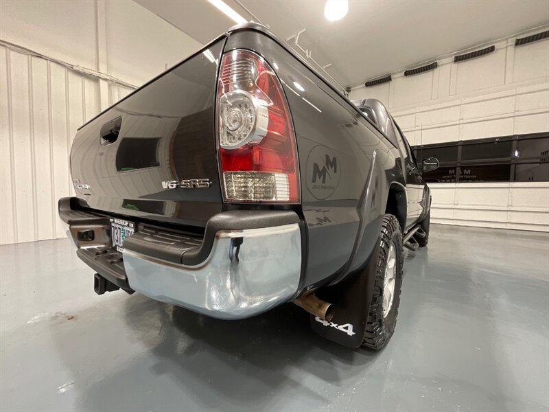2015 Toyota Tacoma V6 SR5 Double Cab 4X4 / 1-OWNER / 81k MILES / Backup Camera / ZERO RUST - Photo 52 - Gladstone, OR 97027