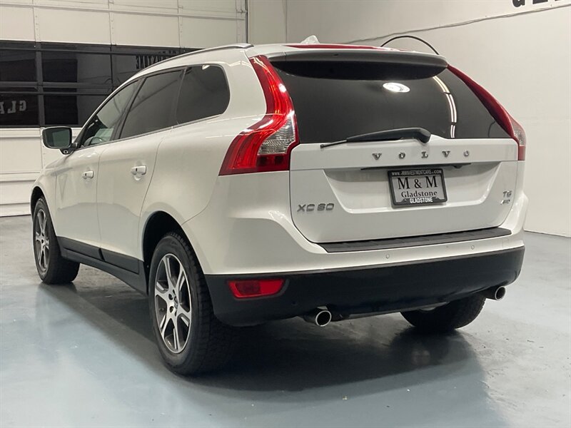 2011 Volvo XC60 T6 Sport Utility AWD / BLIS / Pano/ 65K MILES  / Leather Heated Seats - Photo 7 - Gladstone, OR 97027