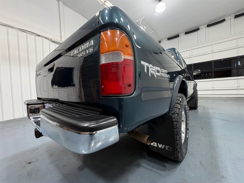 1998 Toyota Tacoma SR5 V6 TRD OFF RD 4X4 /5-SPEED MANUAL / ZERO RUST / REAR DIFFERENTIAL LOCKS / TIMING BELT SERVICE DONE - Photo 49 - Gladstone, OR 97027
