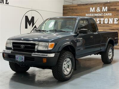 1998 Toyota Tacoma SR5 V6 TRD OFF RD 4X4 /5-SPEED MANUAL / ZERO RUST  / REAR DIFFERENTIAL LOCKS / TIMING BELT SERVICE DONE Truck