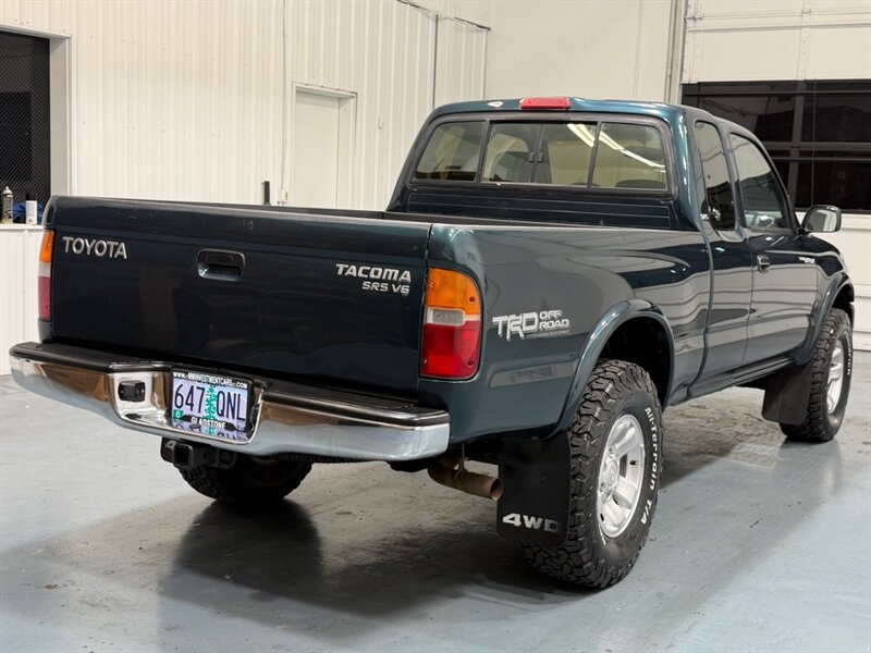 1998 Toyota Tacoma SR5 V6 TRD OFF RD 4X4 /5-SPEED MANUAL / ZERO RUST / REAR DIFFERENTIAL LOCKS / TIMING BELT SERVICE DONE - Photo 8 - Gladstone, OR 97027