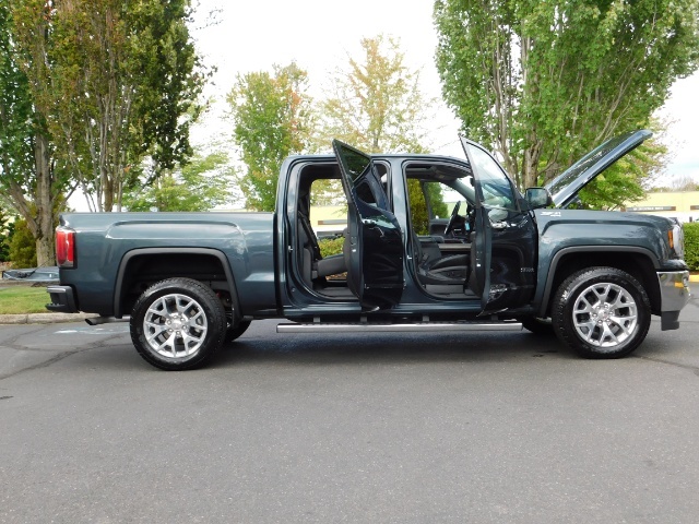 2018 GMC Sierra 1500 Crew Cab 4X4 / Z71 Pkg / FULLY EQUIPPED / 6K Miles   - Photo 24 - Portland, OR 97217