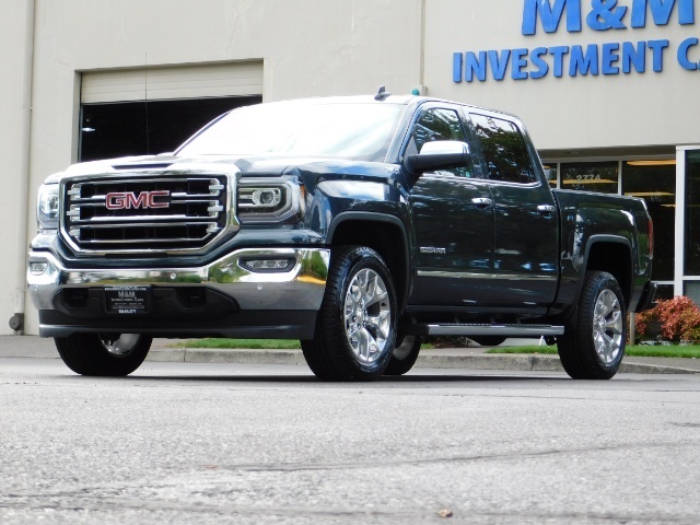 2018 GMC Sierra 1500 Crew Cab 4X4 / Z71 Pkg / FULLY EQUIPPED / 6K Miles