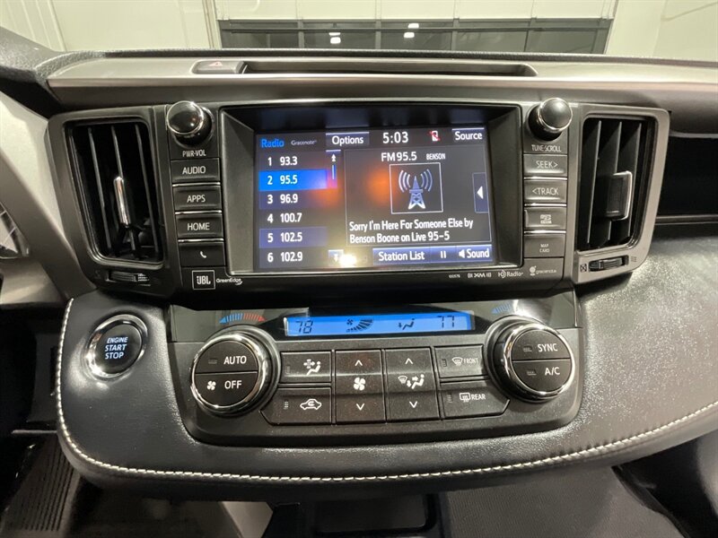 2016 Toyota RAV4 Limited Sport Utility AWD / Leather / Sunroof  / Heated Seats / Backup Camera / Blind Spot alert / ZERO RUST - Photo 15 - Gladstone, OR 97027