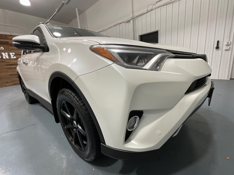 2016 Toyota RAV4 Limited Sport Utility AWD / Leather / Sunroof  / Heated Seats / Backup Camera / Blind Spot alert / ZERO RUST - Photo 53 - Gladstone, OR 97027
