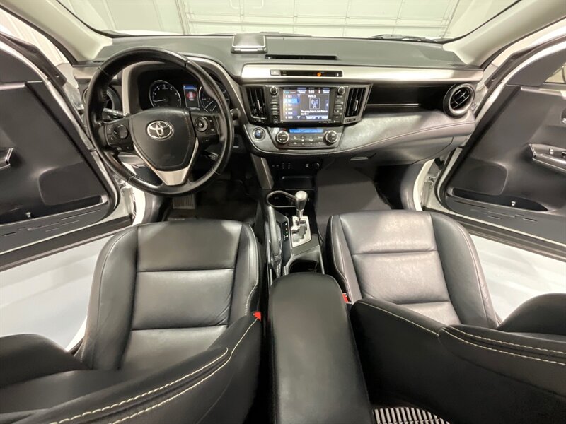 2016 Toyota RAV4 Limited Sport Utility AWD / Leather / Sunroof  / Heated Seats / Backup Camera / Blind Spot alert / ZERO RUST - Photo 21 - Gladstone, OR 97027