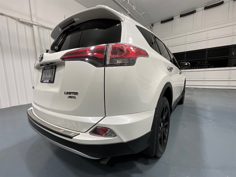 2016 Toyota RAV4 Limited Sport Utility AWD / Leather / Sunroof  / Heated Seats / Backup Camera / Blind Spot alert / ZERO RUST - Photo 54 - Gladstone, OR 97027