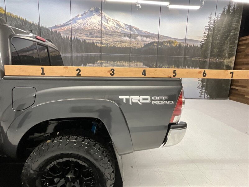 2015 Toyota Tacoma 4x4 V6 TRD OFF ROAD / LIFTED / ONLY 53,000 MILES  /LOCAL OREGON TRUCK / RUST FREE / REAR DIFF LOCKS / LIFTED w. 33 " BF GOODRICH TIRES& 17 " HELO WHEELS - Photo 28 - Gladstone, OR 97027