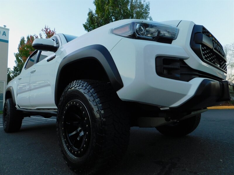 2019 Toyota Tacoma TRD PRO / 6-SPEED / 1-Owner / LIFTED / 11,000 MILE   - Photo 9 - Portland, OR 97217