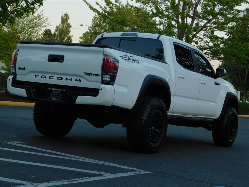 2019 Toyota Tacoma TRD PRO / 6-SPEED / 1-Owner / LIFTED / 11,000 MILE   - Photo 8 - Portland, OR 97217