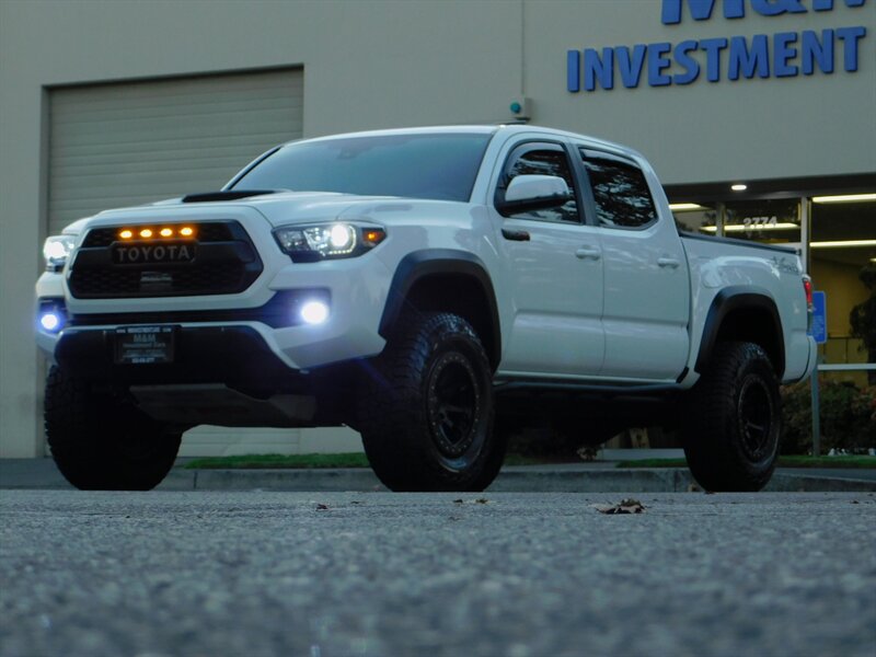 2019 Toyota Tacoma TRD PRO / 6-SPEED / 1-Owner / LIFTED / 11,000 MILE   - Photo 48 - Portland, OR 97217