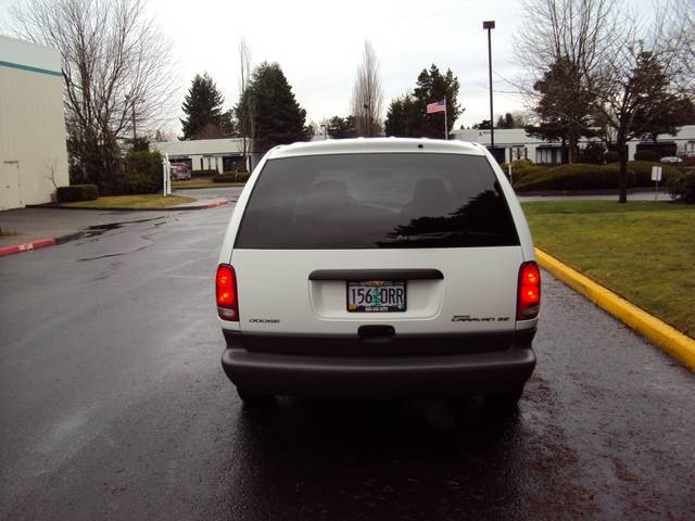 1998 Dodge Grand Caravan SE   - Photo 4 - Portland, OR 97217