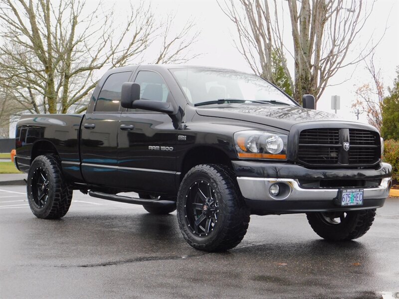 2007 Dodge Ram 1500 SLT 4dr Quad Cab 4X4 / 98Kmiles / LIFTED 35 "MUD   - Photo 2 - Portland, OR 97217