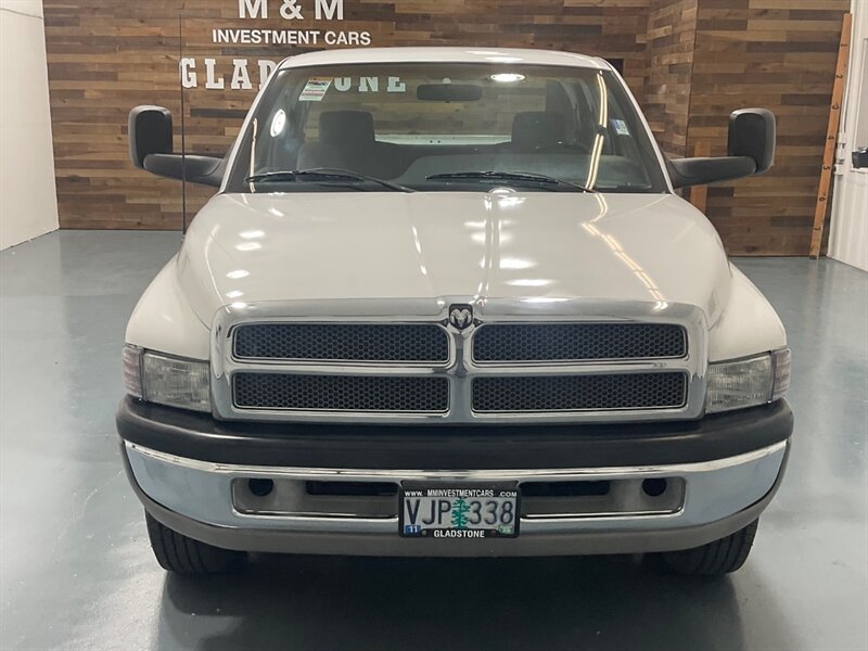 1997 Dodge Ram 2500 SLT Extended Cab / 5.9L DIESEL/12-VALVE / 5-SPEED / Long bed / RWD / ZERO RUST / 1-OWNER LOCAL / 105,000 MILES - Photo 5 - Gladstone, OR 97027