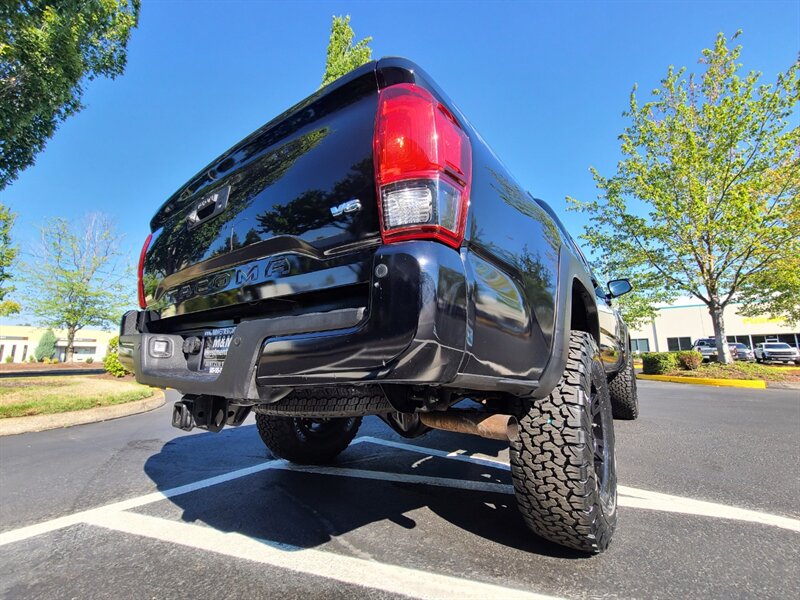 2019 Toyota Tacoma TRD Off-Road  / New TRD Wheels / New BF Goodrich KO-2 Tires / Technology Package / 1-OWNER - Photo 12 - Portland, OR 97217