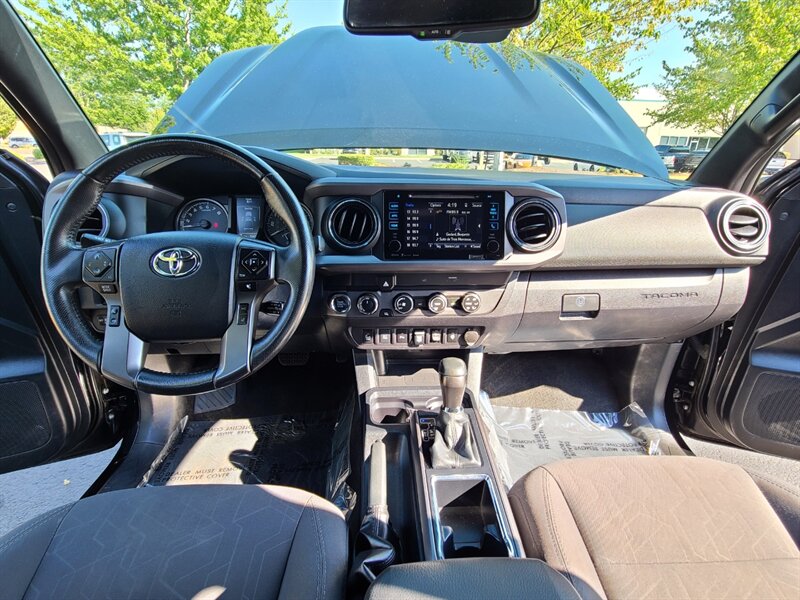 2019 Toyota Tacoma TRD Off-Road  / New TRD Wheels / New BF Goodrich KO-2 Tires / Technology Package / 1-OWNER - Photo 33 - Portland, OR 97217