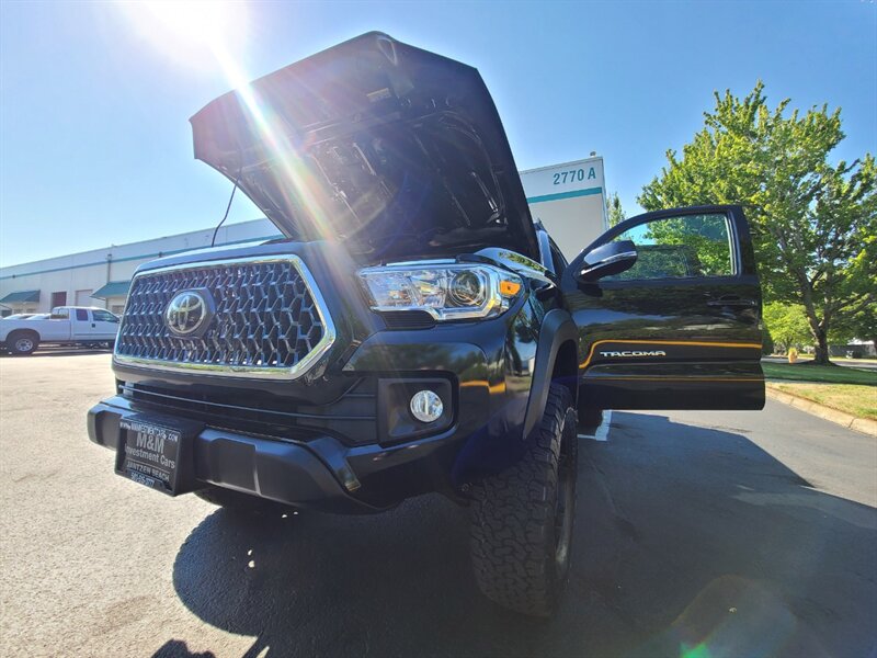 2019 Toyota Tacoma TRD Off-Road  / New TRD Wheels / New BF Goodrich KO-2 Tires / Technology Package / 1-OWNER - Photo 25 - Portland, OR 97217