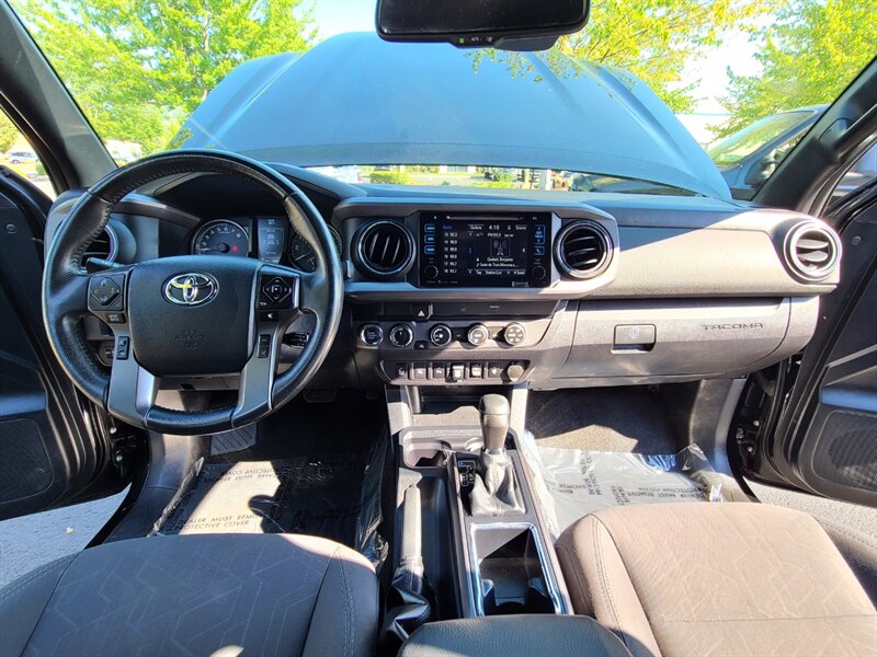 2019 Toyota Tacoma TRD Off-Road  / New TRD Wheels / New BF Goodrich KO-2 Tires / Technology Package / 1-OWNER - Photo 17 - Portland, OR 97217