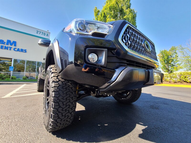 2019 Toyota Tacoma TRD Off-Road  / New TRD Wheels / New BF Goodrich KO-2 Tires / Technology Package / 1-OWNER - Photo 9 - Portland, OR 97217