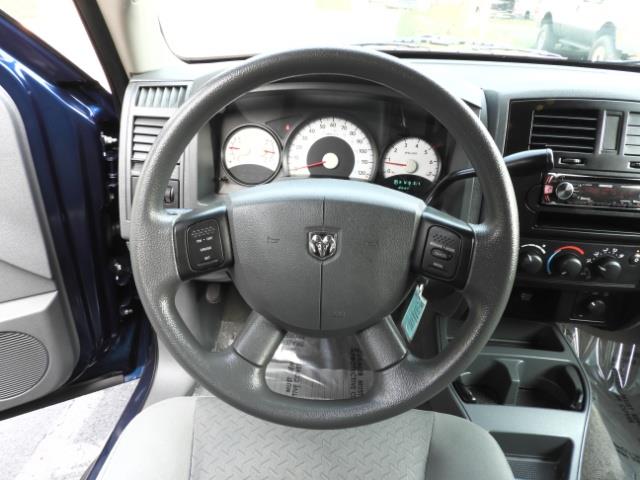 2007 Dodge Dakota Quad Cab / 4X4 / NEW WHEELS+TIRES / LIFTED !!   - Photo 34 - Portland, OR 97217