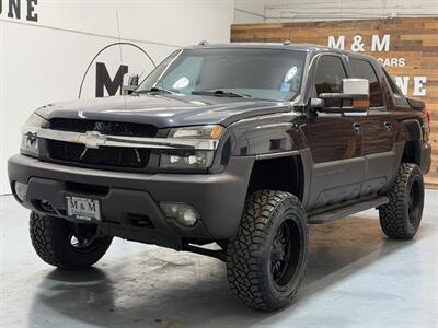 2004 Chevrolet Avalanche 2500 4X4 8.1L V8 / LIFTED w. NEW TIRES  /ZERO RUST  / Leather w. Heated Seats / Sunroof / Backup Camera Truck