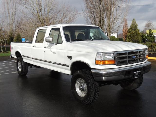 1997 Ford F-350 XLT 4X4 / CREW CAB LONG BED / 7.3L TURBO DIESEL   - Photo 2 - Portland, OR 97217