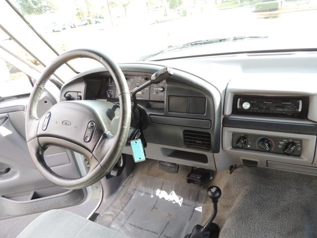 1997 Ford F-350 XLT 4X4 / CREW CAB LONG BED / 7.3L TURBO DIESEL   - Photo 26 - Portland, OR 97217