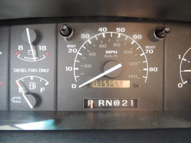 1997 Ford F-350 XLT 4X4 / CREW CAB LONG BED / 7.3L TURBO DIESEL   - Photo 29 - Portland, OR 97217