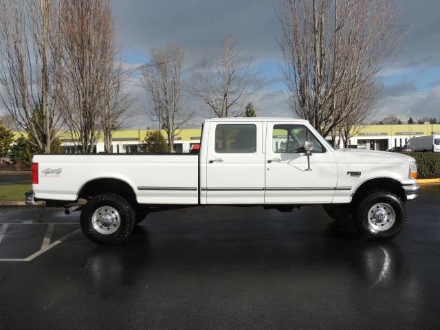 1997 Ford F-350 XLT 4X4 / CREW CAB LONG BED / 7.3L TURBO DIESEL   - Photo 4 - Portland, OR 97217