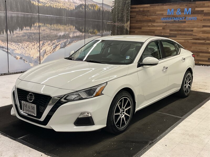 2019 Nissan Altima 2.5 S Sedan AWD / 2.5L 4Cyl / 1-OWNER / 63K MILES  / Backup Camera / ALL WHEEL DRIVE - Photo 1 - Gladstone, OR 97027