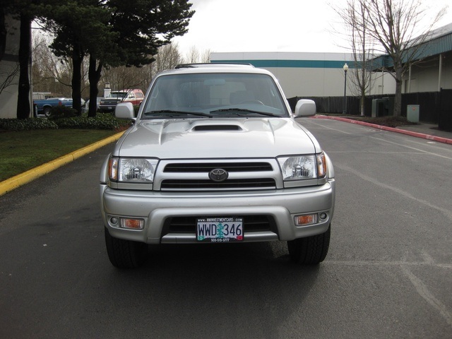 2000 Toyota 4Runner SR5 * 4X4 * SPORT Edition / Loaded/ 75,000 Miles   - Photo 2 - Portland, OR 97217