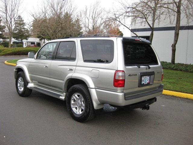 2000 Toyota 4Runner SR5 * 4X4 * SPORT Edition / Loaded/ 75,000 Miles   - Photo 4 - Portland, OR 97217