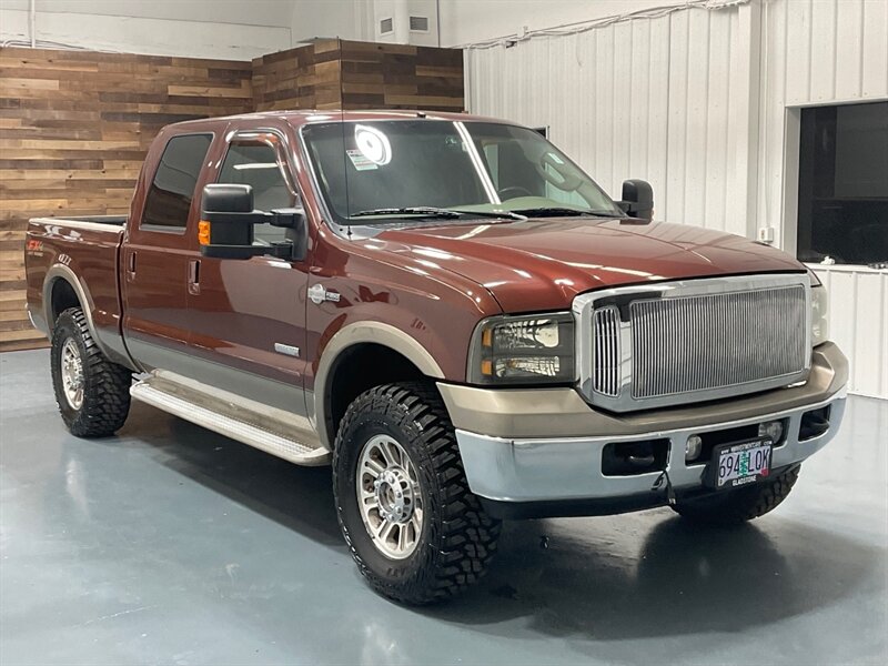 2006 Ford F-250 Lariat KING RANCH 4X4 / 6.0L V8 DIESEL / NEW TIRES  / LOCAL TRUCK w. ZERO RUST - Photo 2 - Gladstone, OR 97027