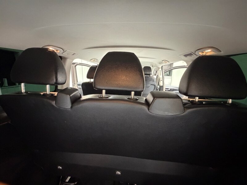 2016 Mercedes-Benz Metris Passenger Van 7-Passenger / Leather / ONE OWNER / NAV / CAM / LOCAL OREGON VAN - Photo 41 - Gladstone, OR 97027