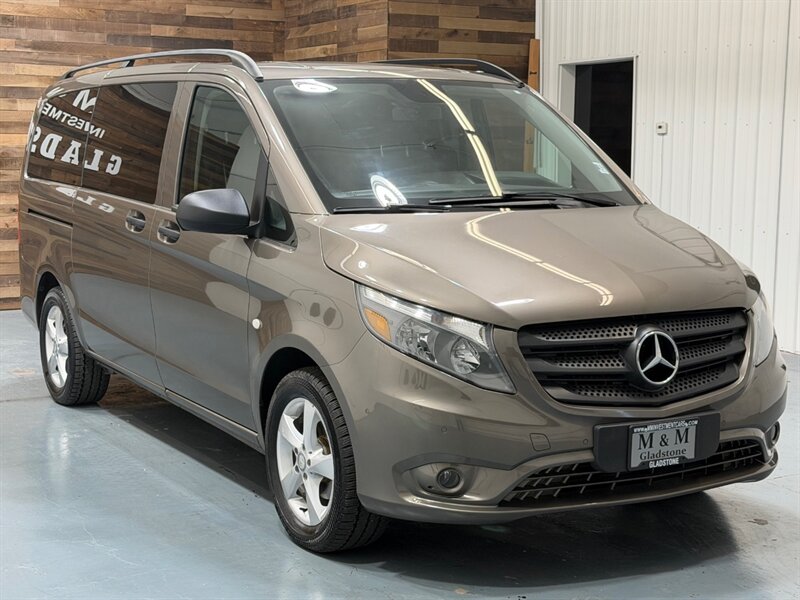 2016 Mercedes-Benz Metris Passenger Van 7-Passenger / Leather / ONE OWNER / NAV / CAM / LOCAL OREGON VAN - Photo 30 - Gladstone, OR 97027