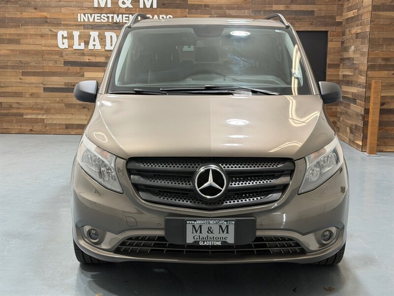 2016 Mercedes-Benz Metris Passenger Van 7-Passenger / Leather / ONE OWNER / NAV / CAM / LOCAL OREGON VAN - Photo 7 - Gladstone, OR 97027