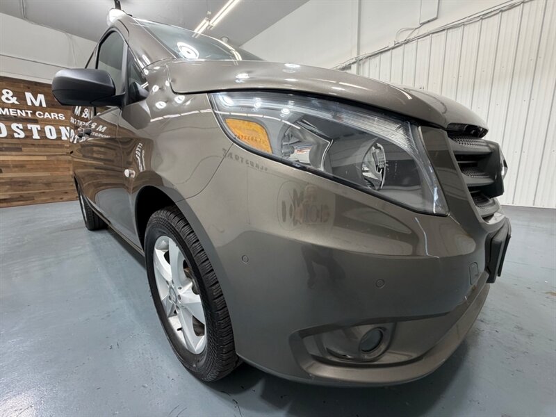 2016 Mercedes-Benz Metris Passenger Van 7-Passenger / Leather / ONE OWNER / NAV / CAM / LOCAL OREGON VAN - Photo 51 - Gladstone, OR 97027