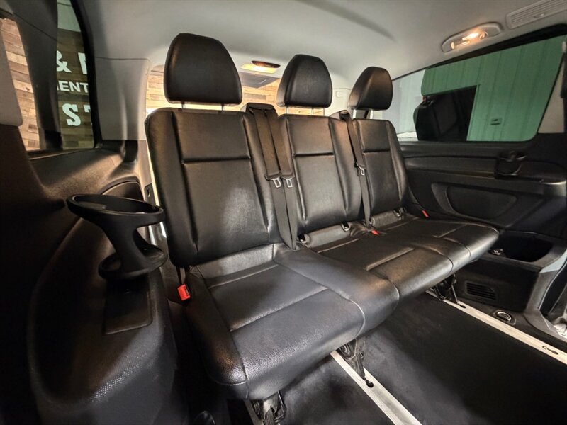 2016 Mercedes-Benz Metris Passenger Van 7-Passenger / Leather / ONE OWNER / NAV / CAM / LOCAL OREGON VAN - Photo 17 - Gladstone, OR 97027