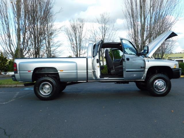 2001 Dodge Ram 3500 4x4 DUALLY / 5.9 CUMMINS DIESEL / 6-SPEED / LIFTED   - Photo 23 - Portland, OR 97217