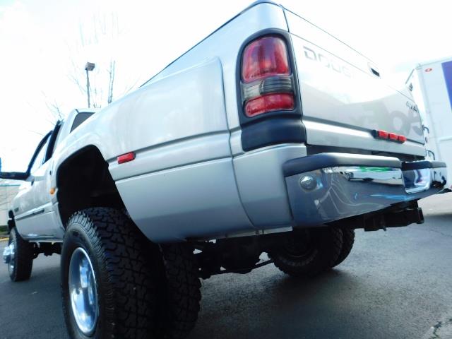 2001 Dodge Ram 3500 4x4 DUALLY / 5.9 CUMMINS DIESEL / 6-SPEED / LIFTED   - Photo 11 - Portland, OR 97217