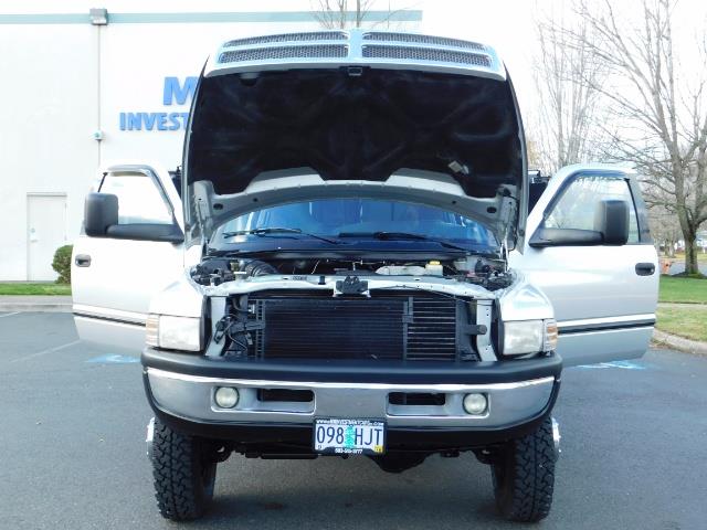 2001 Dodge Ram 3500 4x4 DUALLY / 5.9 CUMMINS DIESEL / 6-SPEED / LIFTED   - Photo 29 - Portland, OR 97217