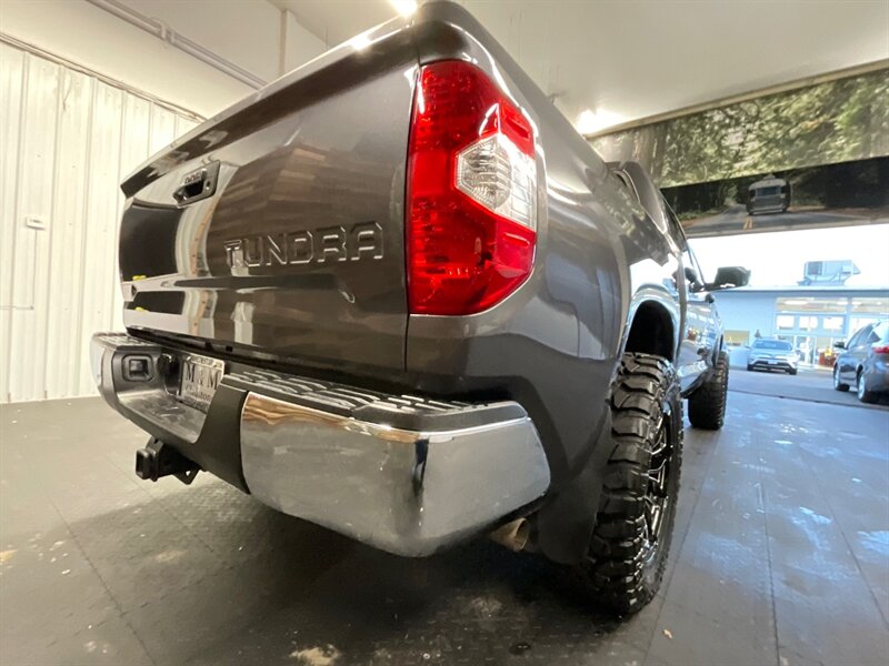 2020 Toyota Tundra SR5 CrewMax 4X4/NEW LIFT,WHEELS,TIRES/ 18,000 MILE  1-OWNER LOCAL OREGON TRUCK / BEAUTIFUL CONDITION !!! - Photo 12 - Gladstone, OR 97027