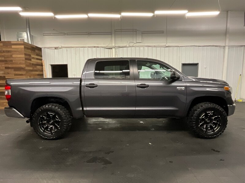 2020 Toyota Tundra SR5 CrewMax 4X4/NEW LIFT,WHEELS,TIRES/ 18,000 MILE  1-OWNER LOCAL OREGON TRUCK / BEAUTIFUL CONDITION !!! - Photo 4 - Gladstone, OR 97027