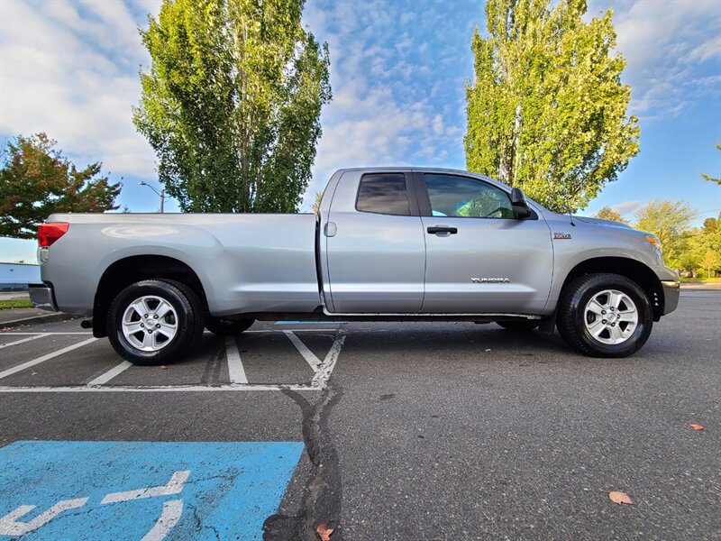 2010 Toyota Tundra Sr5  / 8-foot Bed / 6-Seater / Low Miles / Excellent Condition - Photo 4 - Portland, OR 97217